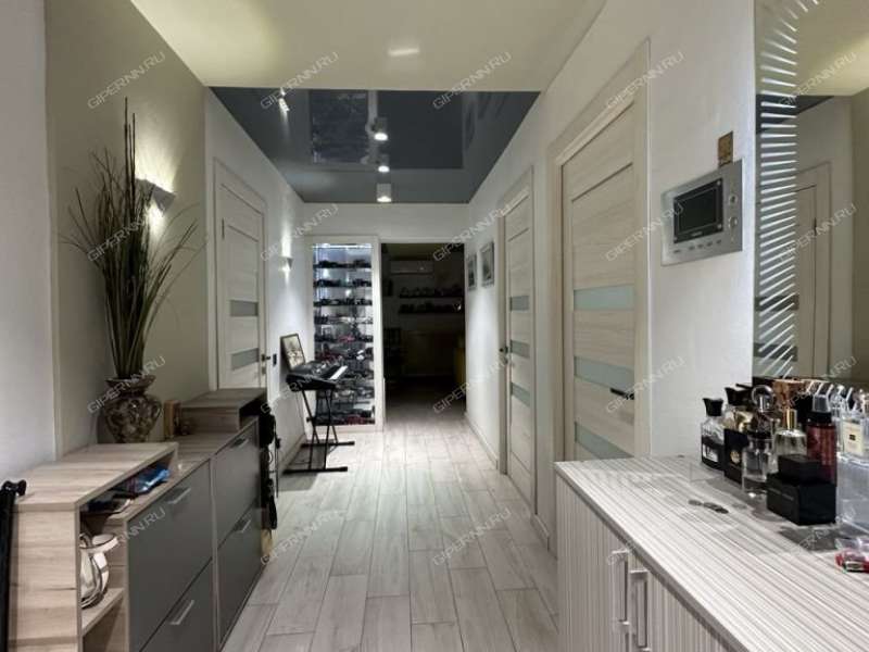 трёхкомнатная квартира на Октябрьской улице дом 5б город Дзержинск