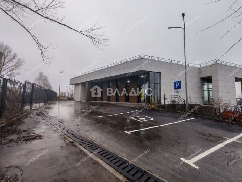 здание под офис, торговую площадь на улице Композитора Касьянова