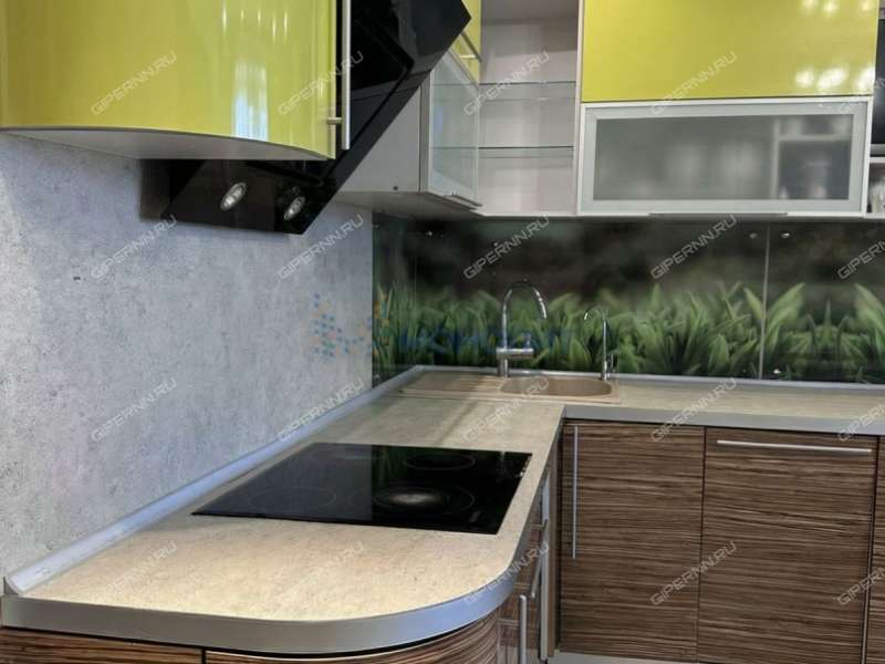 трёхкомнатная квартира на улице Карла Маркса дом 54