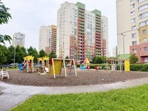 1-komnatnaya-ul-pervocvetnaya-d-4-k11 фото