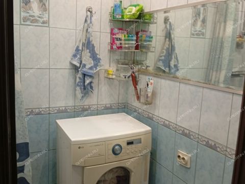 1-komnatnaya-ul-geroya-popova-d-12 фото