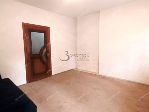 2-komnatnaya-ul-metallistov-d-1 фото