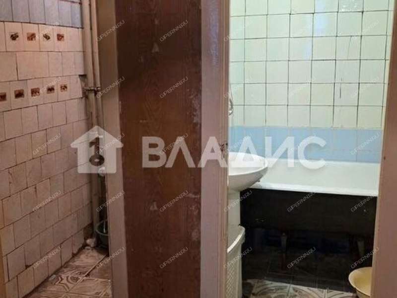 трёхкомнатная квартира на улице Маршала Голованова дом 33