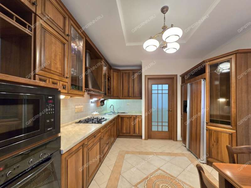 трёхкомнатная квартира на Славянской улице дом 21