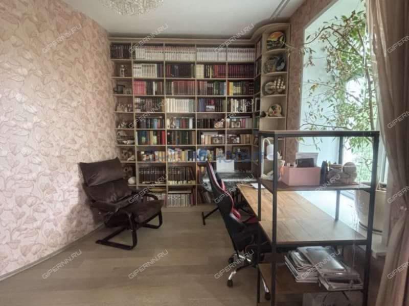 трёхкомнатная квартира на проспекте Гагарина дом 38