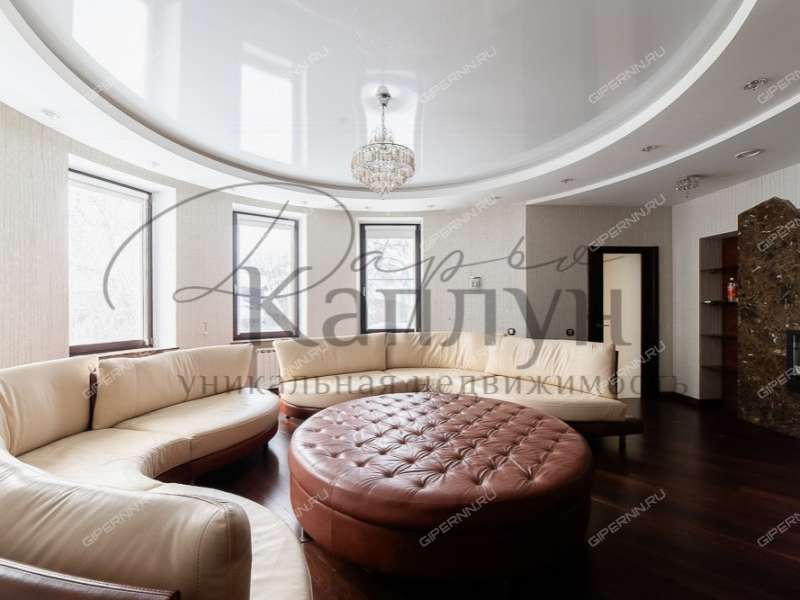 четырёхкомнатная квартира на Славянской улице дом 23