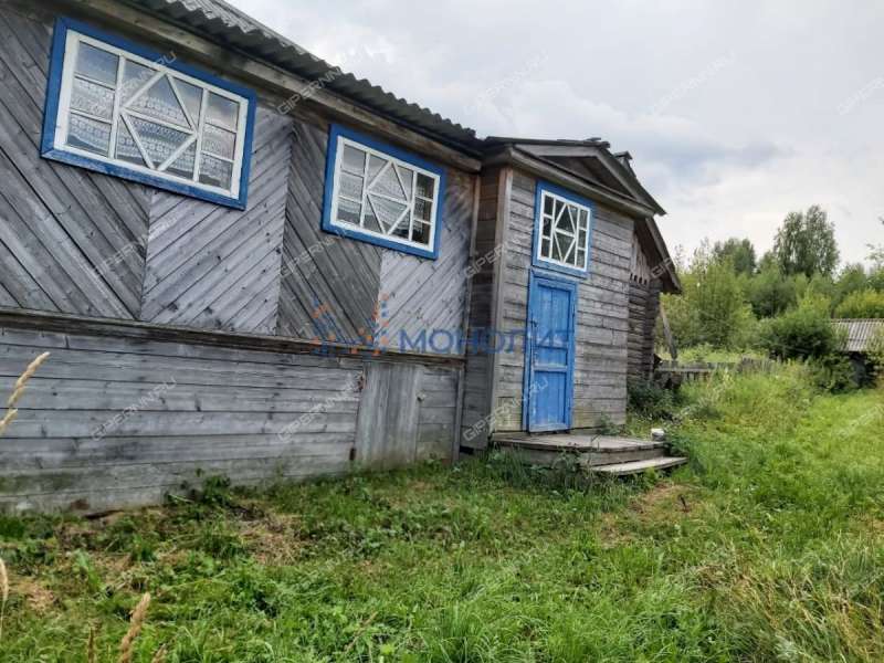 дом на Центральная деревня Ляды