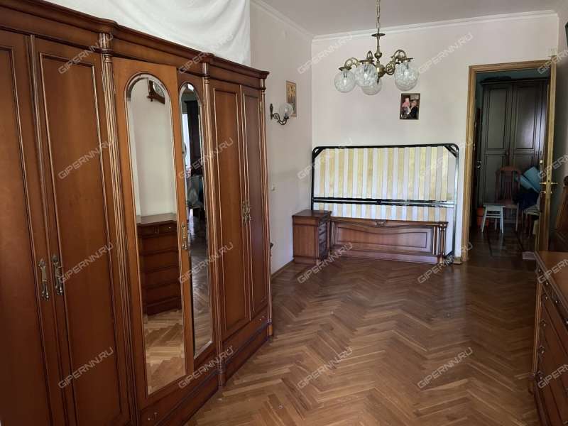 трёхкомнатная квартира на улице Минина дом 29