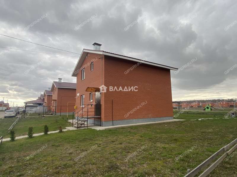 дом на улице Васильковая деревня Крутая