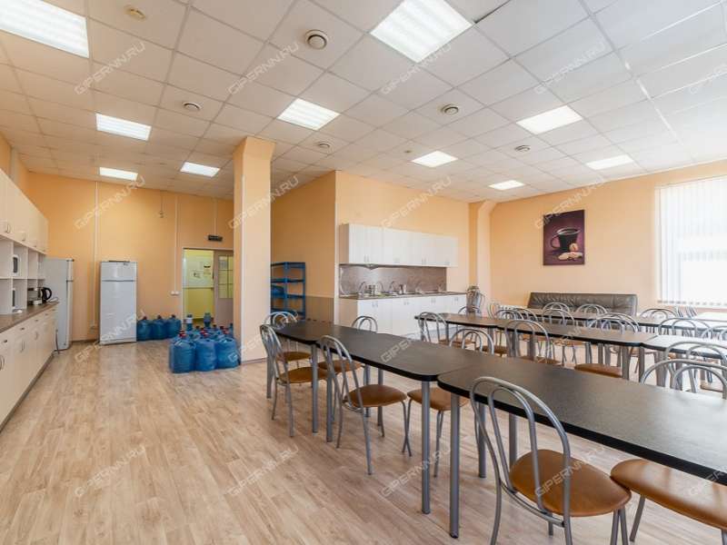 здание под офис на улице Маршала Казакова