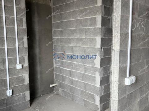 4-komnatnaya-ul-poltavskaya-d-15 фото