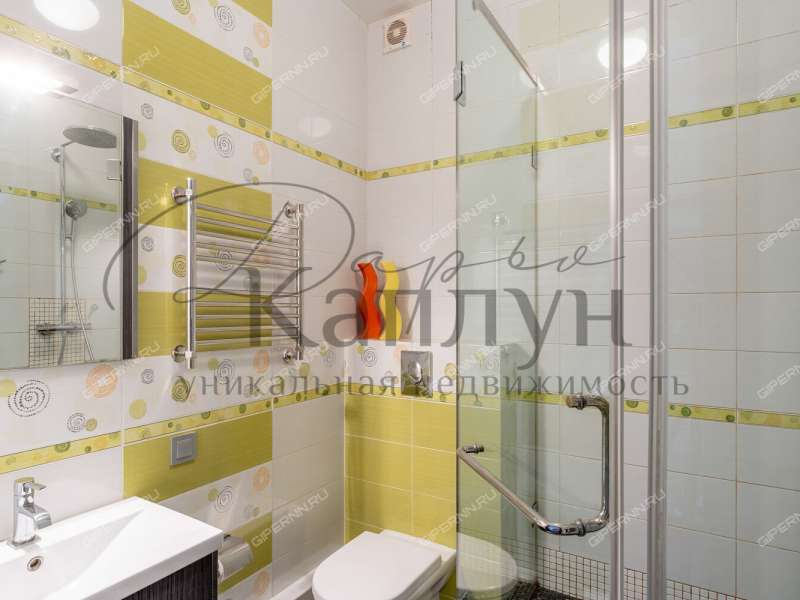 четырёхкомнатная квартира на улице Минина дом 19/6