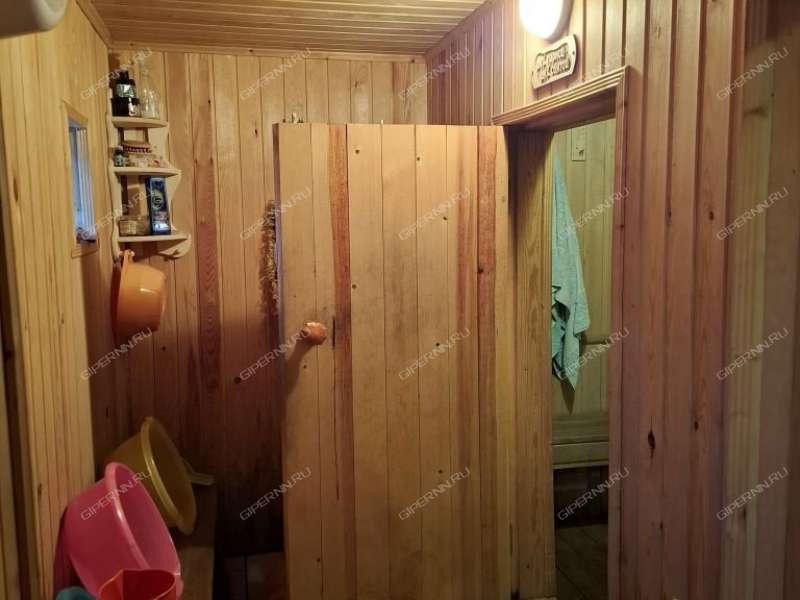 дом на Новошкольной улице