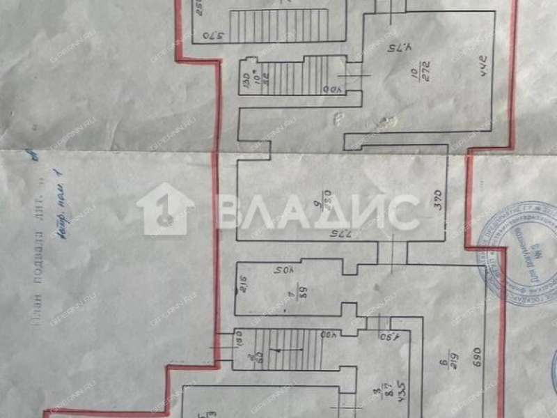 помещение под торговую площадь на улице Октябрьской Революции