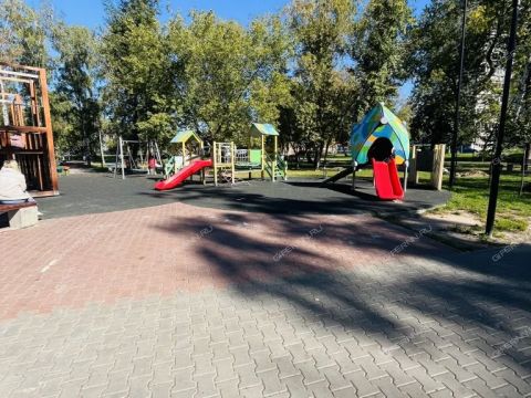 2-komnatnaya-ul-admirala-makarova-d-5 фото