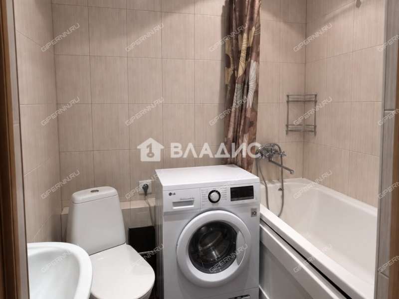двухкомнатная квартира на Большой Покровской улице дом 32