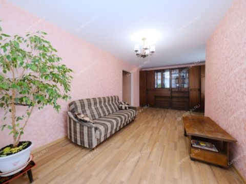 2-komnatnaya-ul-poltavskaya-d-37 фото