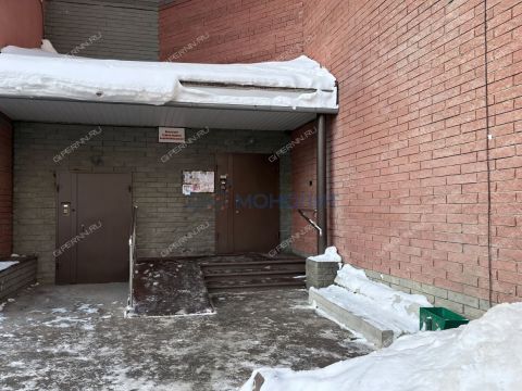 2-komnatnaya-ul-nizhne-pecherskaya-d-6 фото