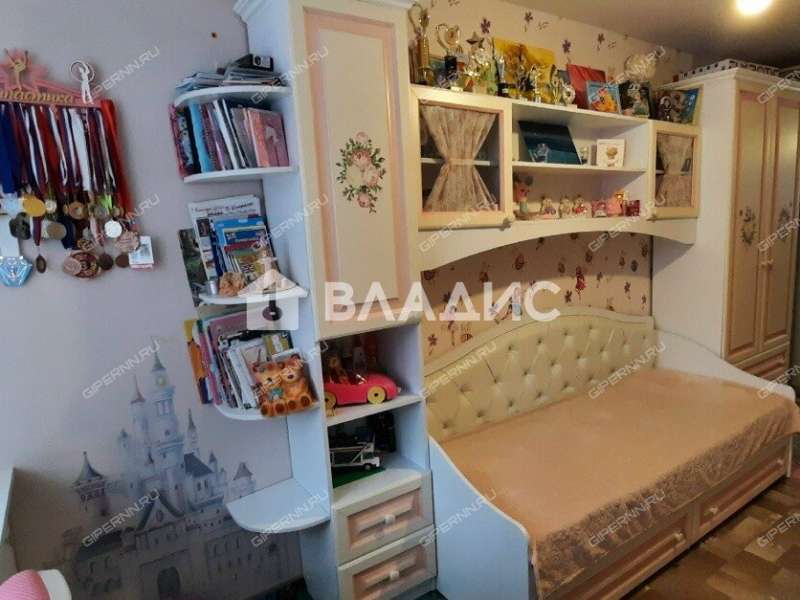 двухкомнатная квартира на улице Лескова дом 42А