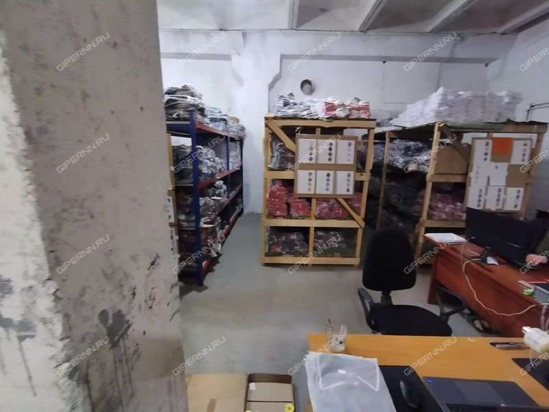 помещение под склад на Деловой улице