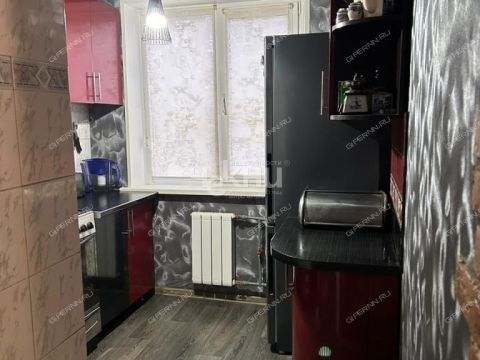 4-komnatnaya-ul-burdenko-d-19 фото