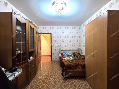 3-komnatnaya-ul-verhnepecherskaya-d-9 фото