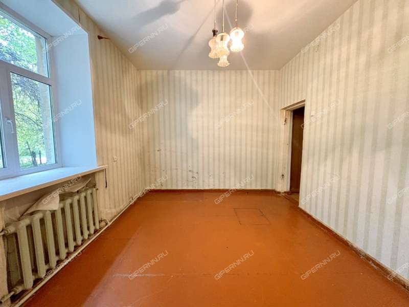 трёхкомнатная квартира на улице Баженова дом 7