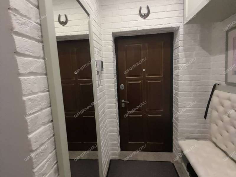 трёхкомнатная квартира на улице Родионова дом 193 к7