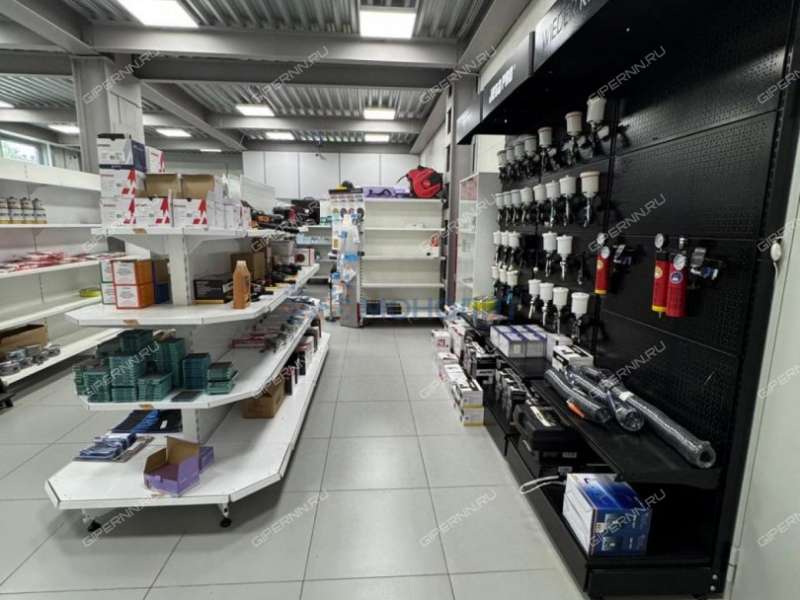 помещение под склад, недвижимость под автобизнес на улице Юлиуса Фучика