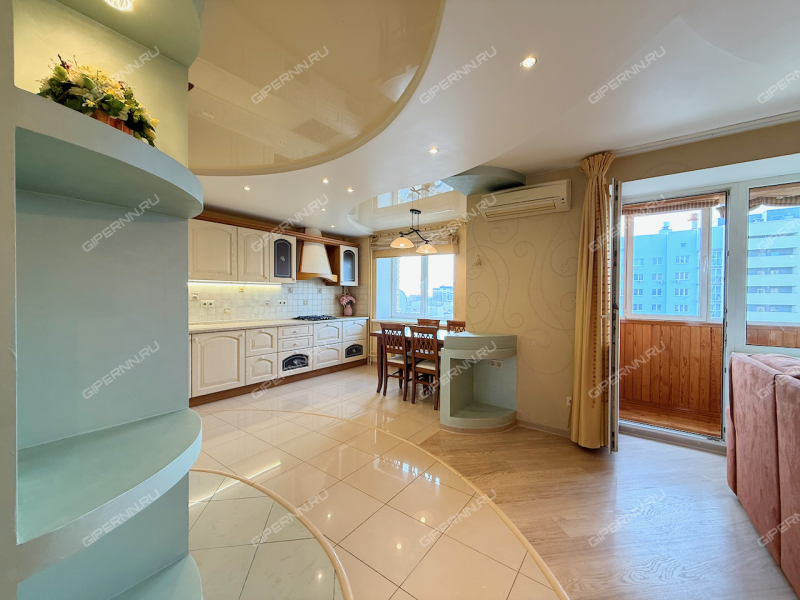 трёхкомнатная квартира на Деловой улице дом 22 к2