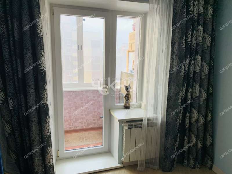 трёхкомнатная квартира на Полтавской улице дом 2А