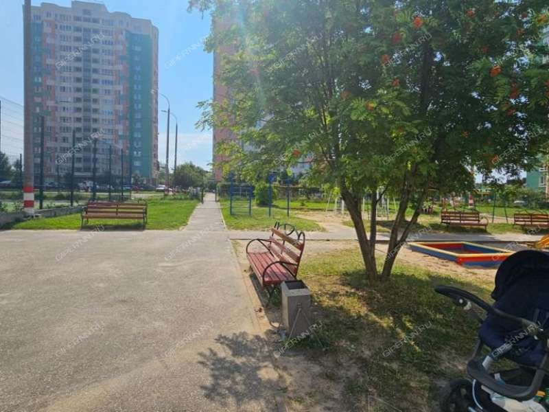 двухкомнатная квартира на улице Нижне-Печерская дом 15