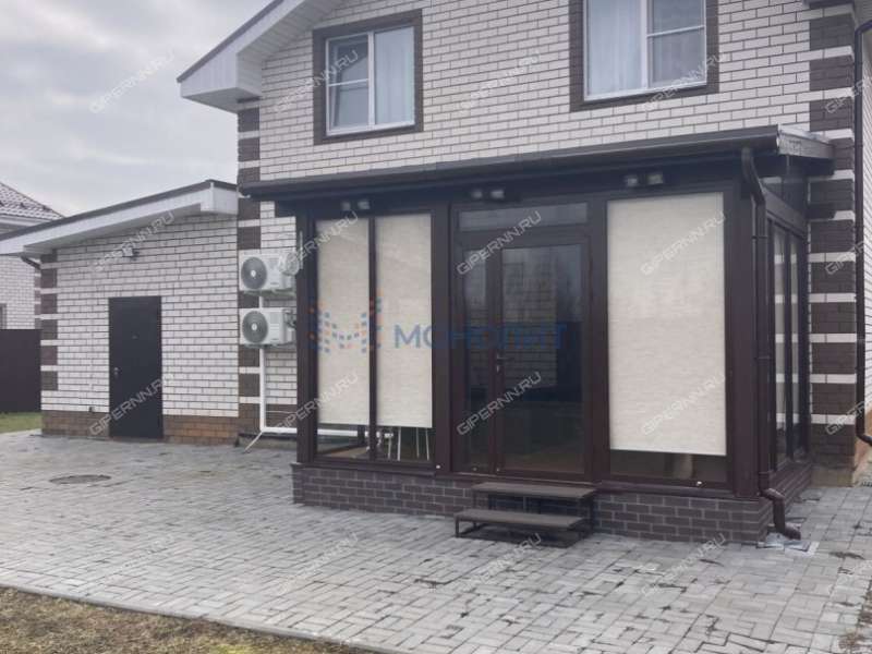 дом на улице Счастливая село Елховка