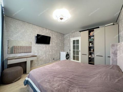 2-komnatnaya-b-r-yuzhnyy-d-18 фото