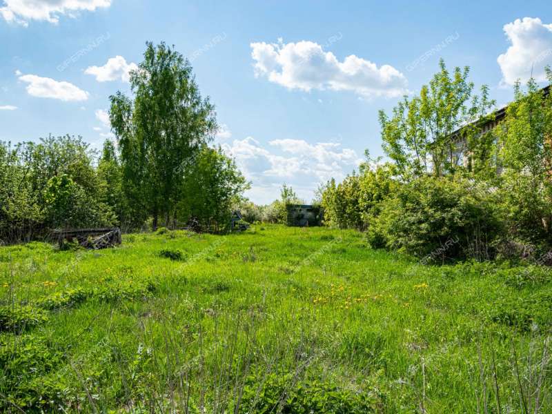 имущественный комплекс под офис на улице Центральная село Моисеевка