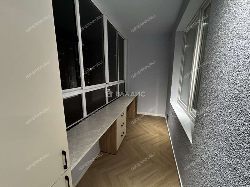 трёхкомнатная квартира на Лысогорской улице дом 89 к3