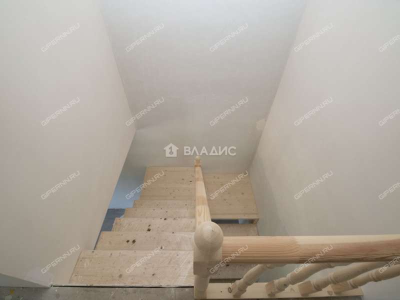 дом на  село Елховка