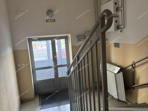 2-komnatnaya-b-r-yuzhnyy-d-8 фото
