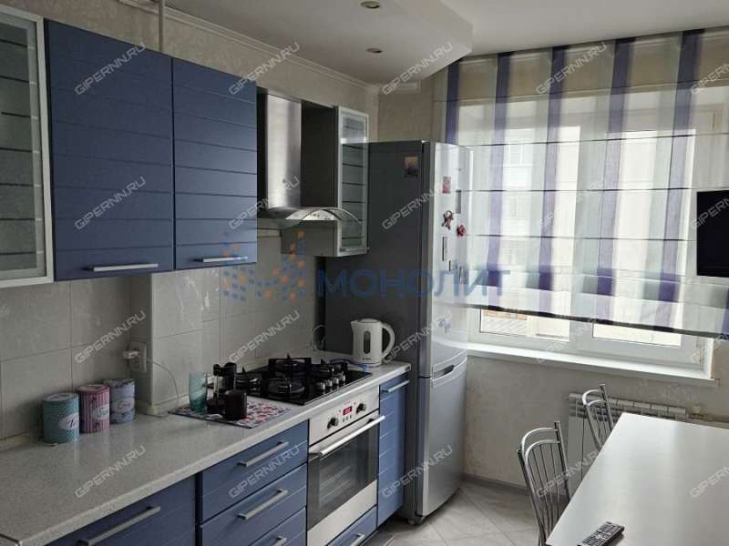 трёхкомнатная квартира на Космической улице дом 54