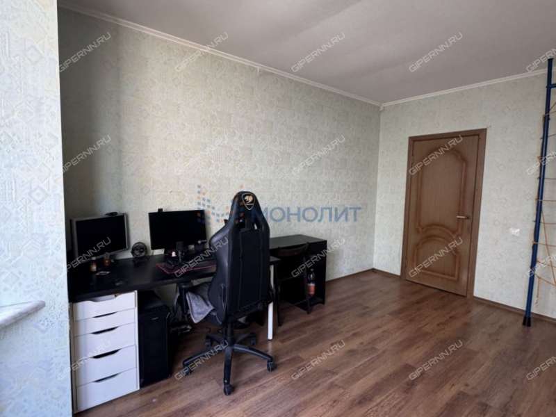 трёхкомнатная квартира на улице Дунаева дом 12