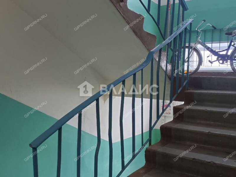 трёхкомнатная квартира на улице Пермякова дом 6