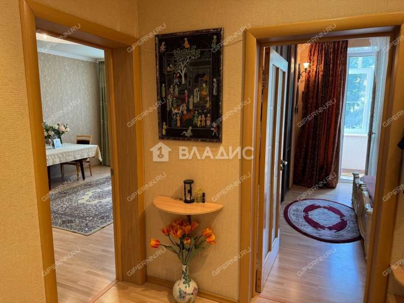 трёхкомнатная квартира на Комсомольской улице дом 3