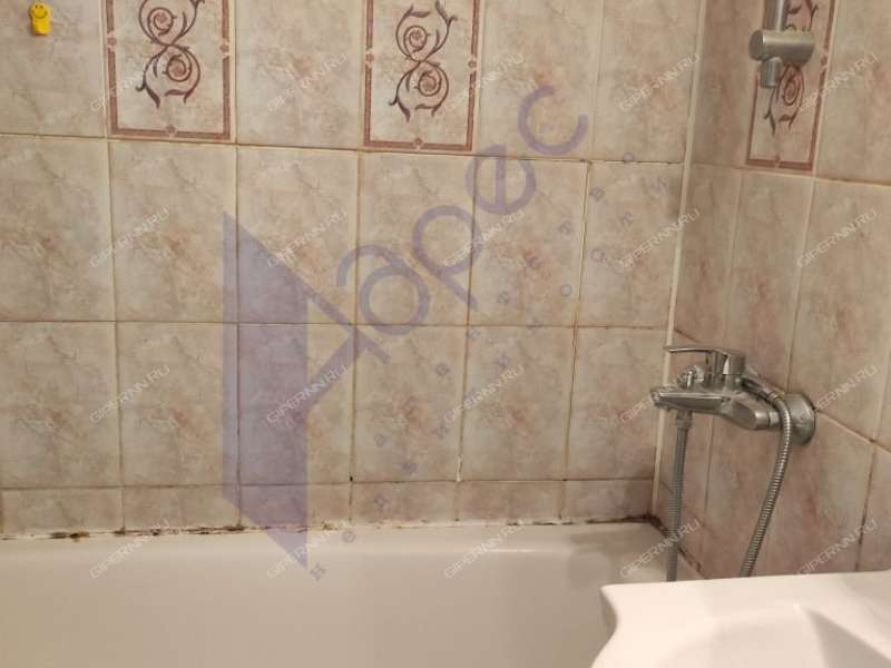 трёхкомнатная квартира на улице 40 лет Победы дом 13