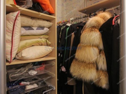 3-komnatnaya-ul-nevzorovyh-d-85 фото