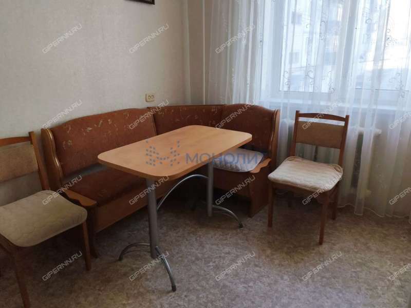 трёхкомнатная квартира на улице Маршала Голованова дом 35