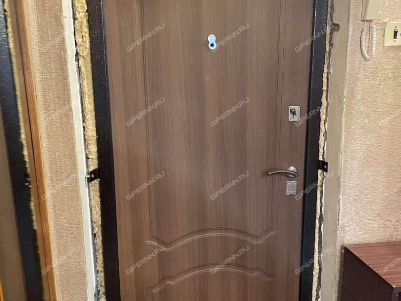 двухкомнатная квартира на бульваре 60-летия Октября дом 9