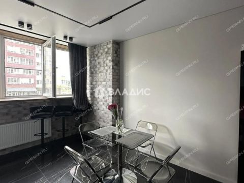 1-komnatnaya-ul-delovaya-d-22 фото