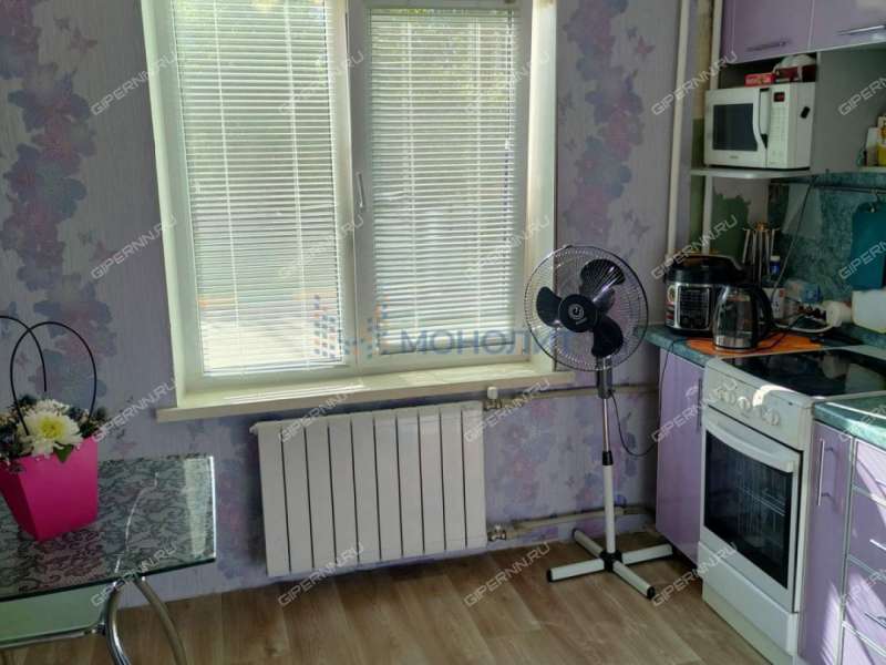 четырёхкомнатная квартира на Космической улице дом 57