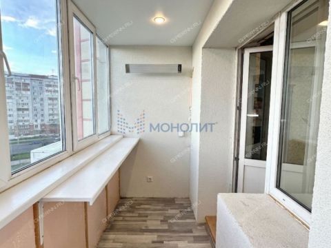 3-komnatnaya-ul-chkalova-d-28 фото