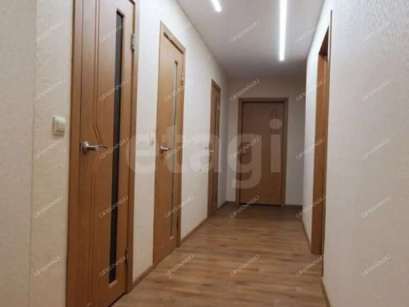 трёхкомнатная квартира на улице Академика Сахарова дом 111 к2